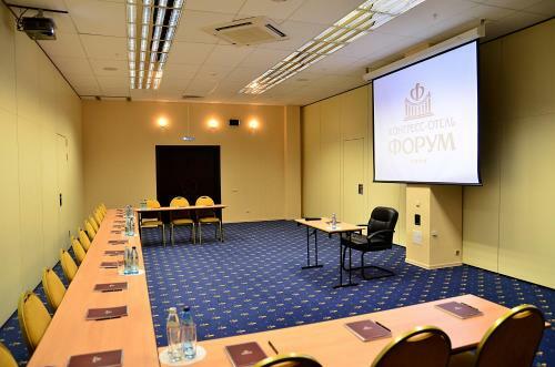 Congress Hotel Forum