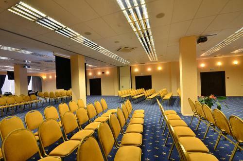 Congress Hotel Forum