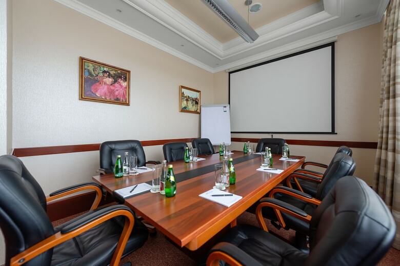 M`istra`l Hotel & Spa