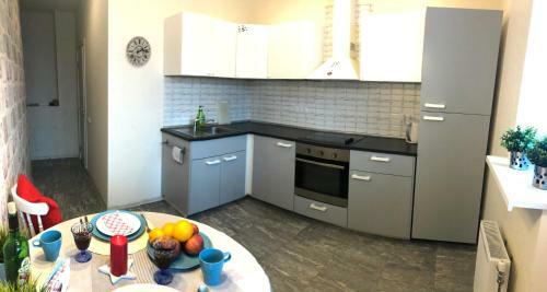 Apartment On Karla Libnekhta