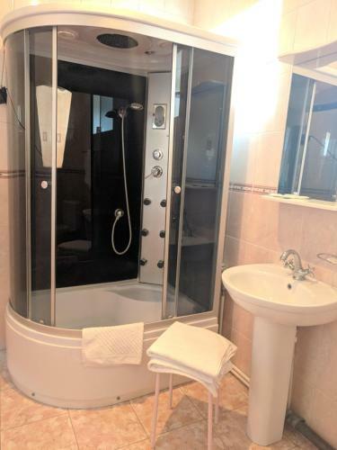 Hotel Volga
