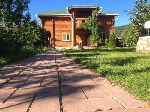 Hostal Guesthouse Usadba