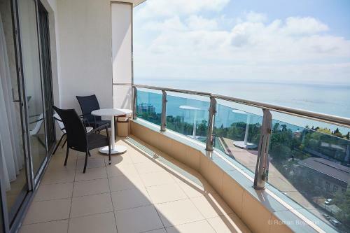 Ideal House Apartments