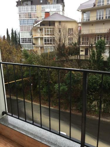 Apartment On Sukhumskoye Shosse 22 B