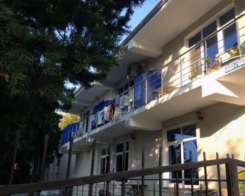 Hostal Guest House Uyzhnoe Siyanie