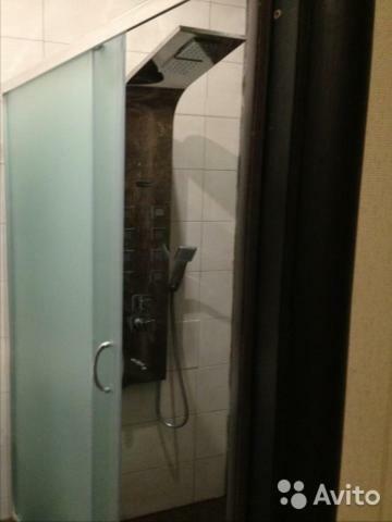 Apartment On Ulitsa Roz 115 / 1