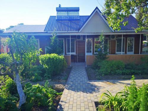 Hostal Tsvietushchii Sad