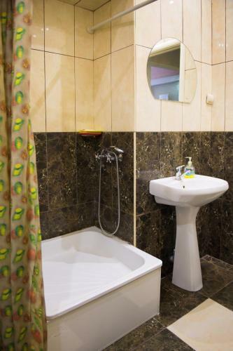 Hostel Romanov