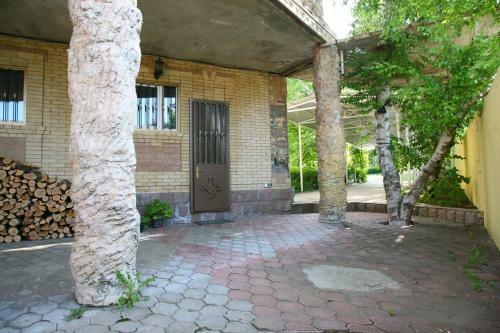 Hostal Herzen House Hotel
