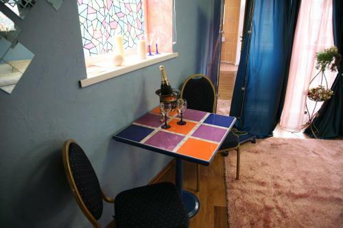 Hostal Herzen House Hotel