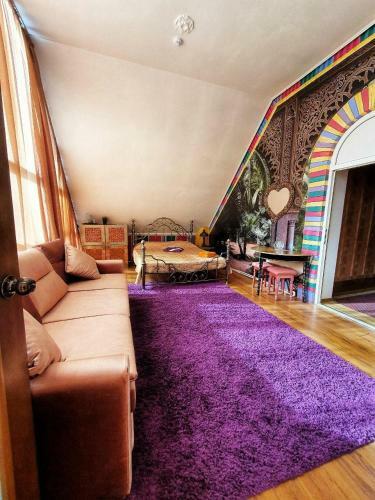 Hostal Herzen House Hotel