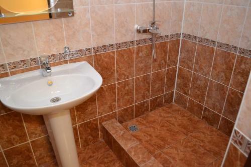 Hostal Guest House Lev