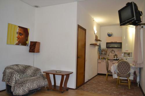 Hostal Cruise Guesthouse