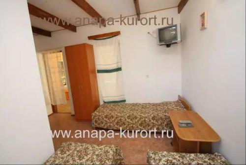 Hostal Cruise Guesthouse