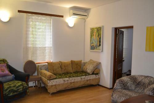 Hostal Cruise Guesthouse