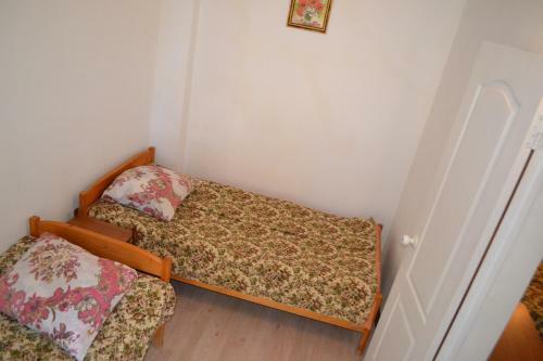 Hostal Cruise Guesthouse