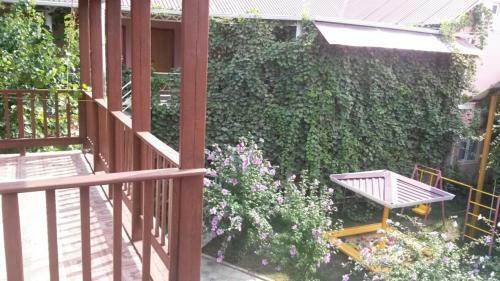 Hostal Cruise Guesthouse