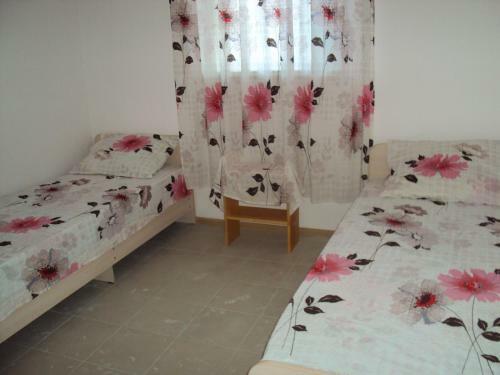 Hostal Guest House V Dolinie Roz