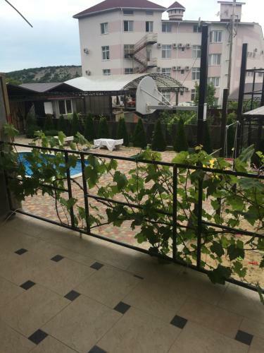Hostal Guest House Vizit