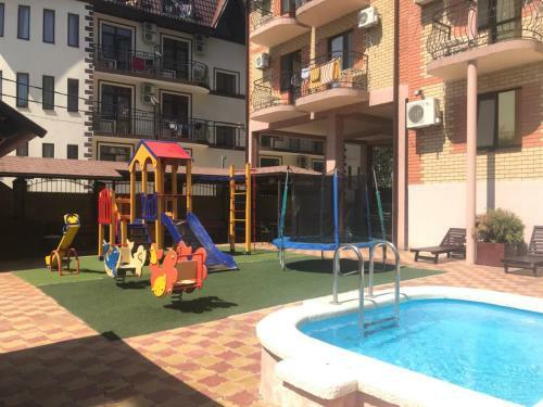 Hostal Natela Guest House