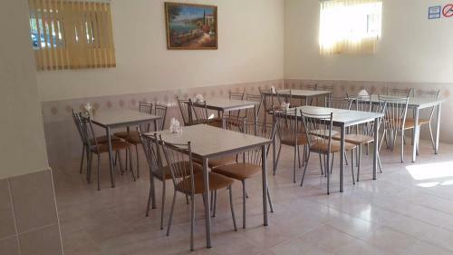 Hostal Natela Guest House