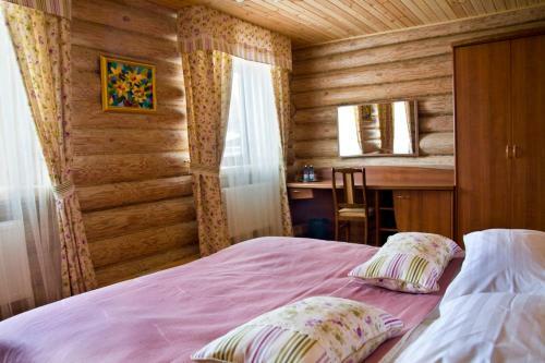 Hostal Svetliy Terem Hotel