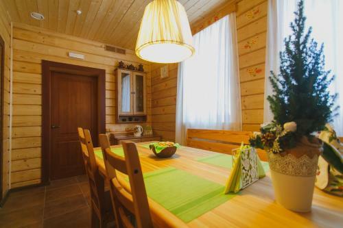 Hostal Svetliy Terem Hotel