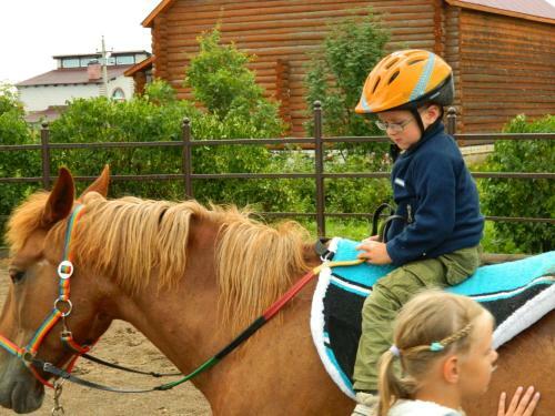 Hostal Konniy Dvor Guest House