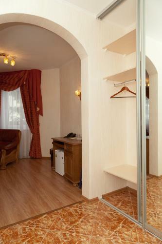 Hotel Complex Teatralny