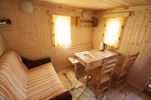 Hostal Eco-house U Reki