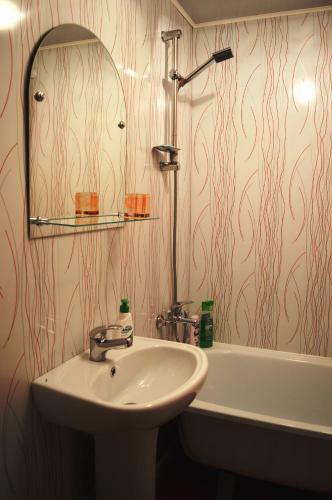 Hostal Viktoria Guest House