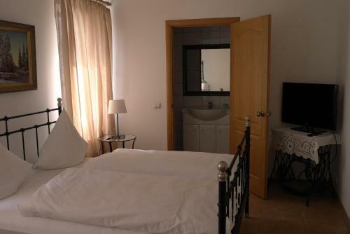 Hostal Guest House Usadba Surikova