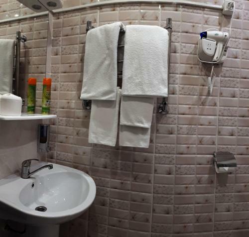 Hostal Guest House 12 Months
