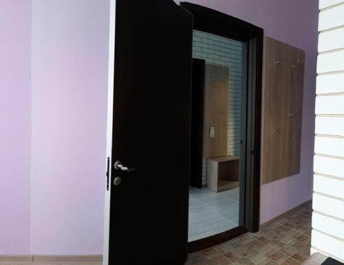 Hostal Guest House 12 Months