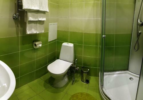 Hostal Guest House 12 Months