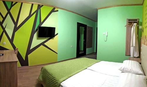 Hostal Guest House 12 Months