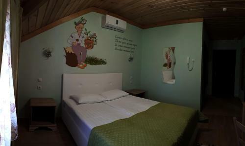 Hostal Guest House 12 Months