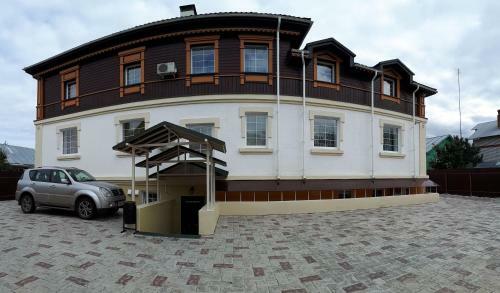 Hostal Guest House 12 Months