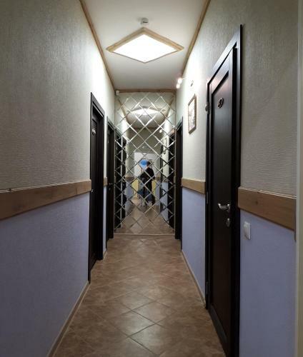 Hostal Guest House 12 Months