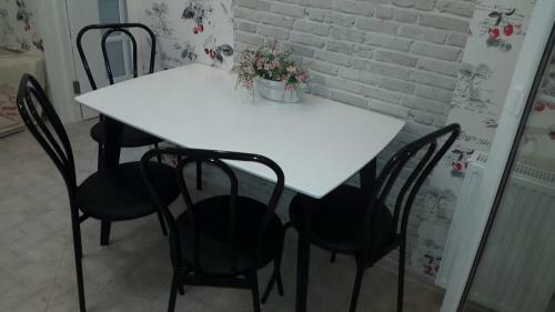 Apartament On Pochtovoy 4