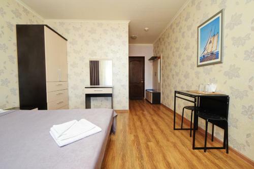 Aleksandrovsky Hotel