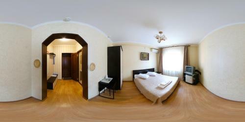 Aleksandrovsky Hotel
