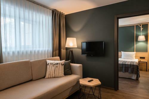 Ples Hotel