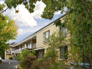 Hotel Graham Court Apartments