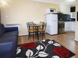 Hotel Graham Court Apartments