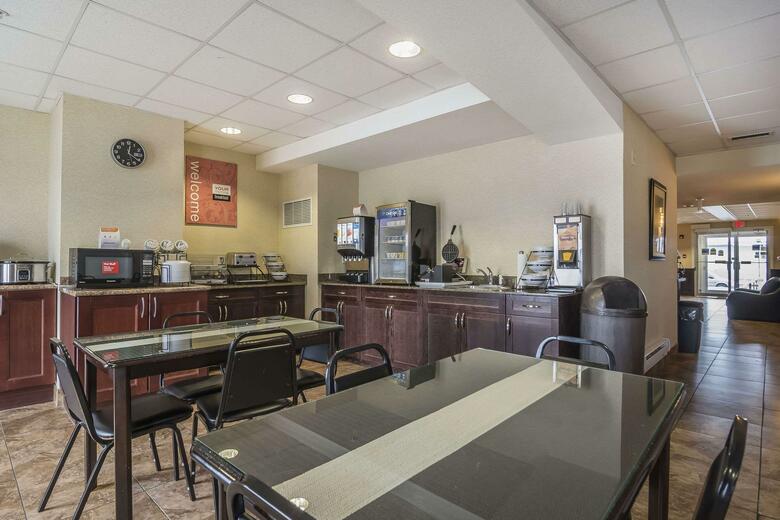 Hotel Comfort Inn & Suites
