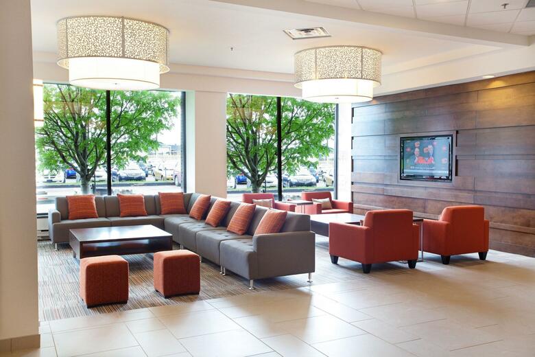 Hotel Holiday Inn Saguenay-convention Center