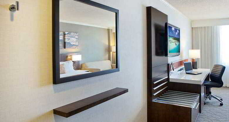 Hotel Holiday Inn Saguenay-convention Center