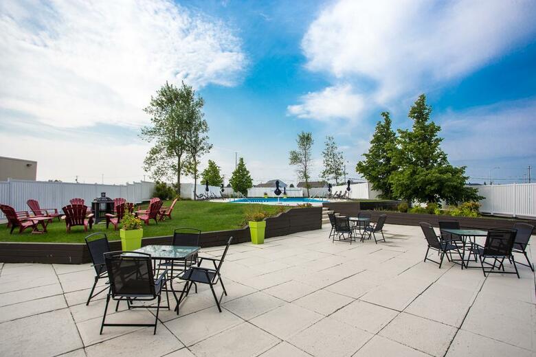 Hotel Holiday Inn Saguenay-convention Center