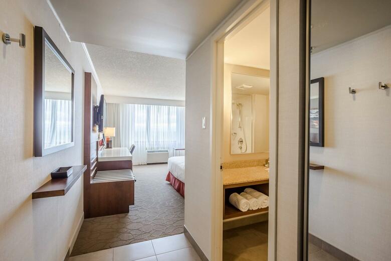 Hotel Holiday Inn Saguenay-convention Center